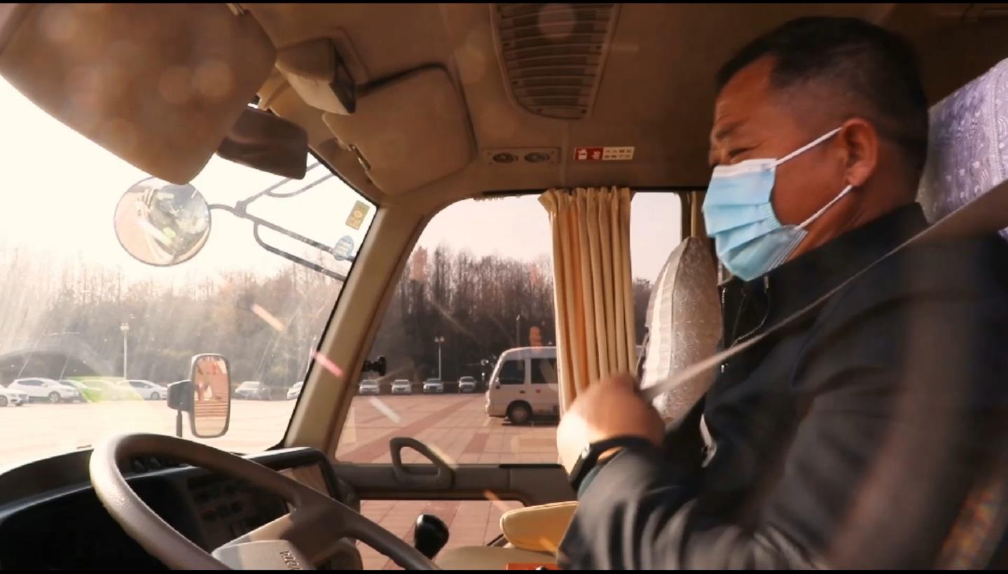 【新时代工业工人风范】市亿万先生mr集团金牌职工——曹方民